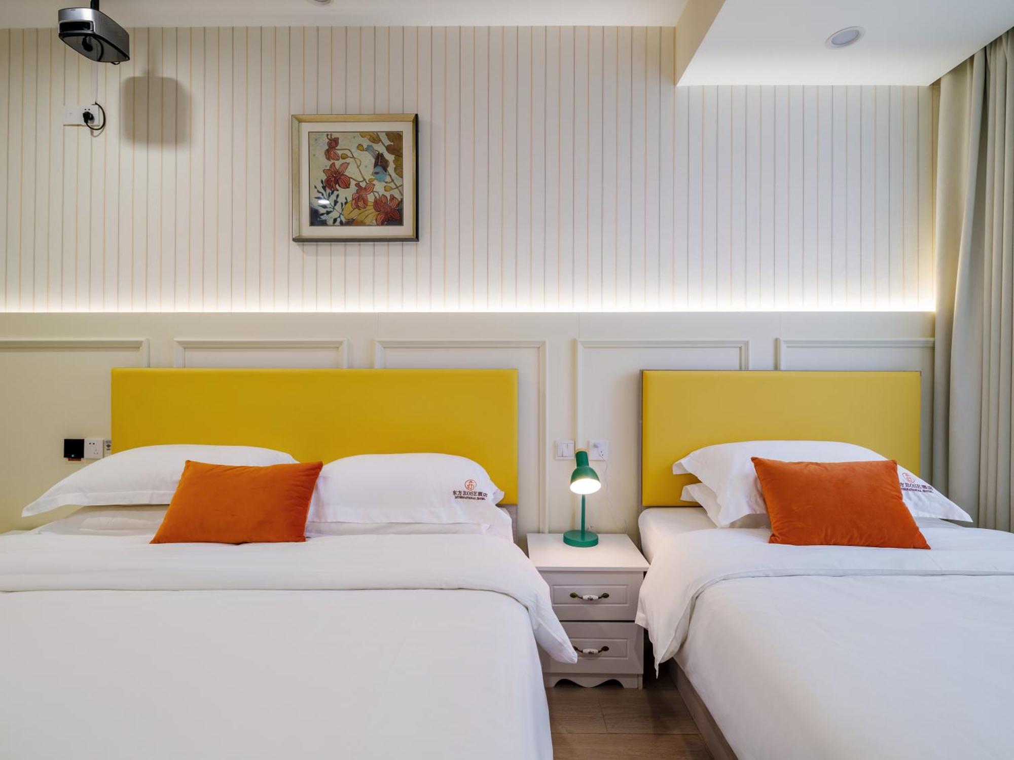 Orient Rose International Hotel Шанхай Екстериор снимка