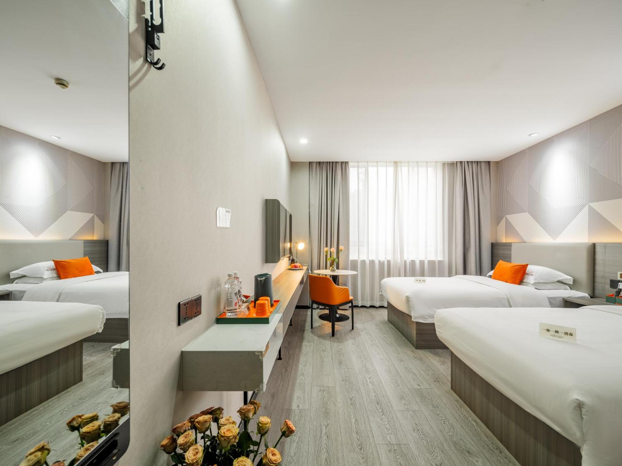 Orient Rose International Hotel Шанхай Екстериор снимка