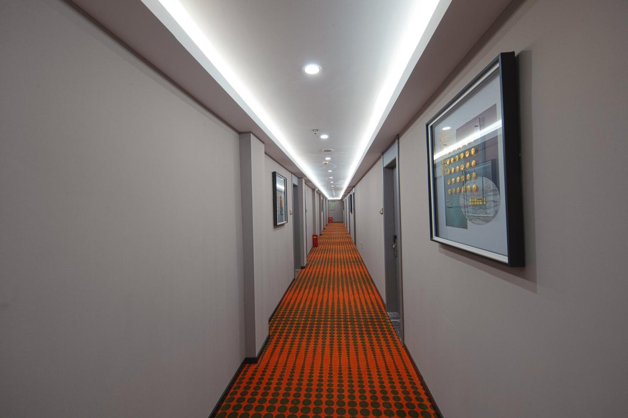Orient Rose International Hotel Шанхай Екстериор снимка